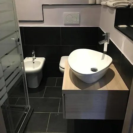 Genziana Отель Генуя