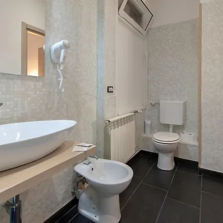 Genziana Hotel 2*